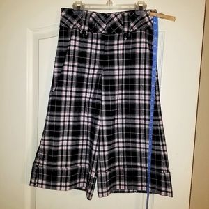 KC PARKER STYLISH BLACK/PINK PLAID CULOTTES SZ 12